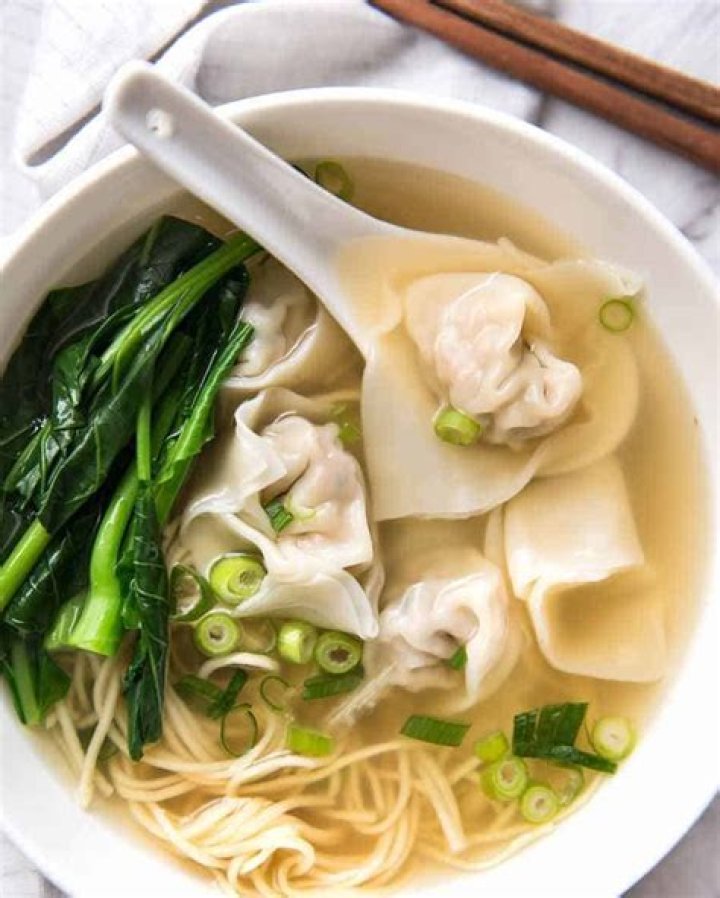 What are wonton noodles made from?
